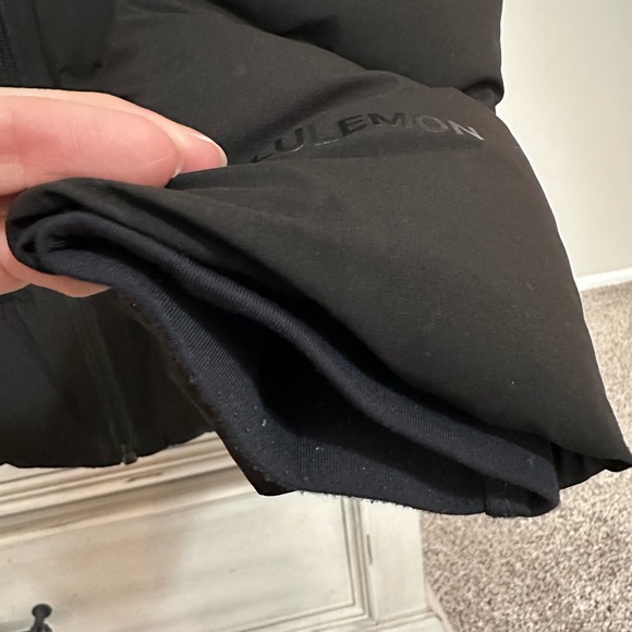 Lululemon Sleet Street Jacket - Picture 7 of 16